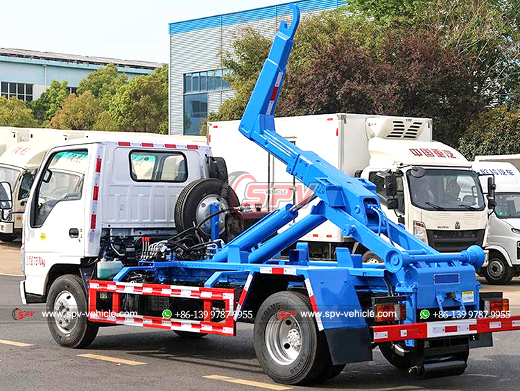 ISUZU 4X2 Light Hook Lift Garbage Wagon - Rear Left Side